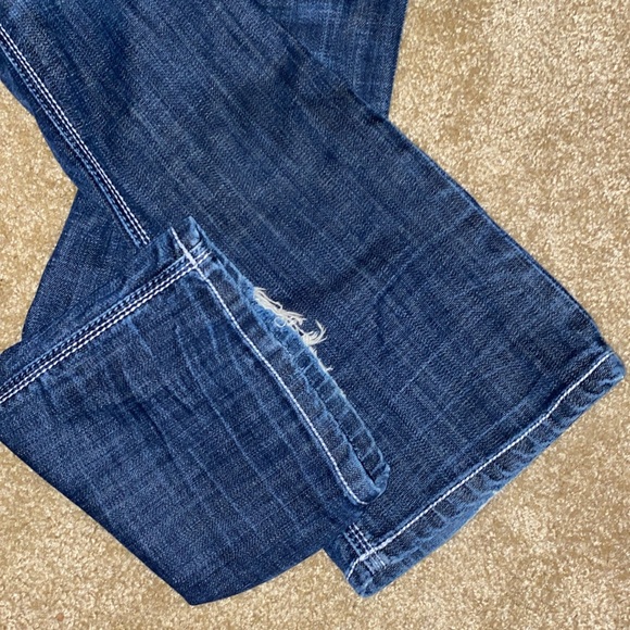 Decree size 5 bootcut darker blue jeans. Good wear. 32 inch length. - Picture 4 of 4